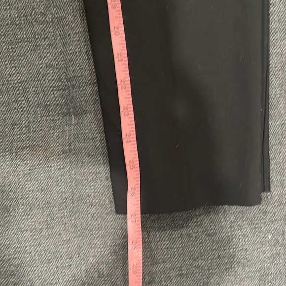 Women’s trousers - Picture 7 of 8